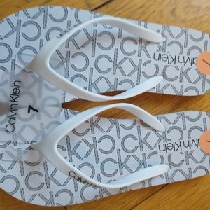NWT Calvin Klein flip flops